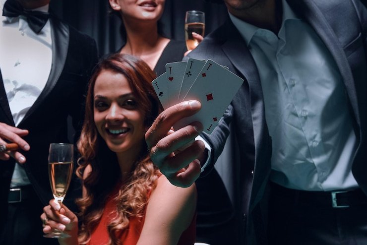 Tampilan antarmuka Bigger Bass Bonanza di aplikasi mobile topstar999 dengan gulungan permainan yang responsif